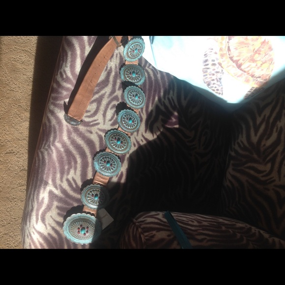 NWT patina jeweled concho belt - Picture 6 of 6